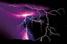 為什么有的地方用防雷箱，有的地方用防雷模塊，有什么深意？