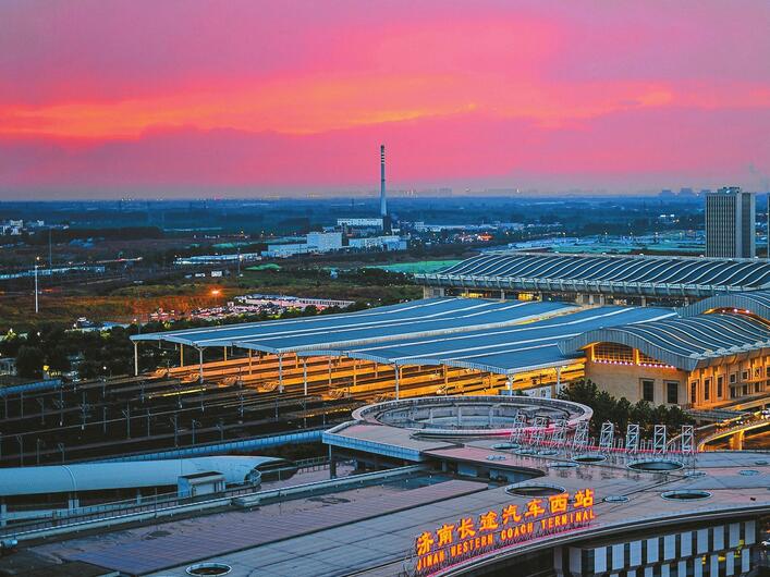 昨市區(qū)僅為小雨量級 濟(jì)南近140次“地閃”賞雨尤需防雷
